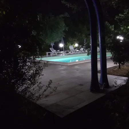 Verdeblu Bed & Breakfast Torre Suda